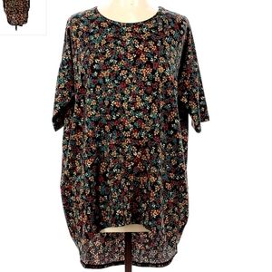 LuLaRoe Black Floral Leaves Oversized Top Women's Medium M High Low Irma EUC
